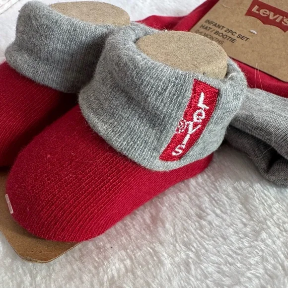 Levi's Red and Gray Infant Hat and Bootie Set - Picture 2 of 5